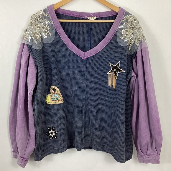 POL Tops - POL The Teigen Thermal Glam Patch Top Size Small